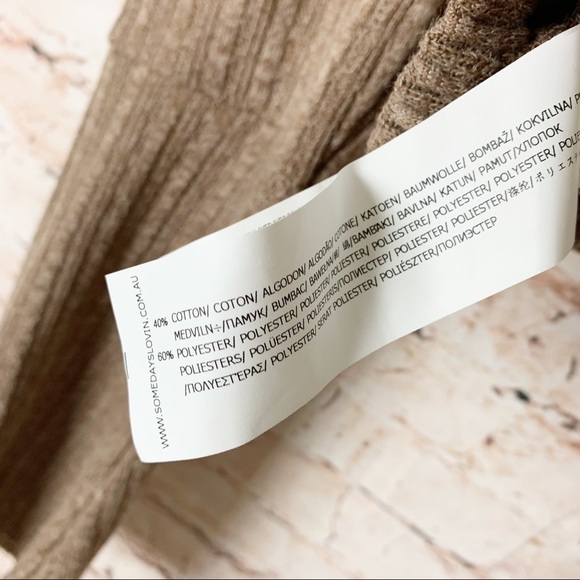 Some Days Lovin Latte Open Back Top Size Small - Picture 7 of 10